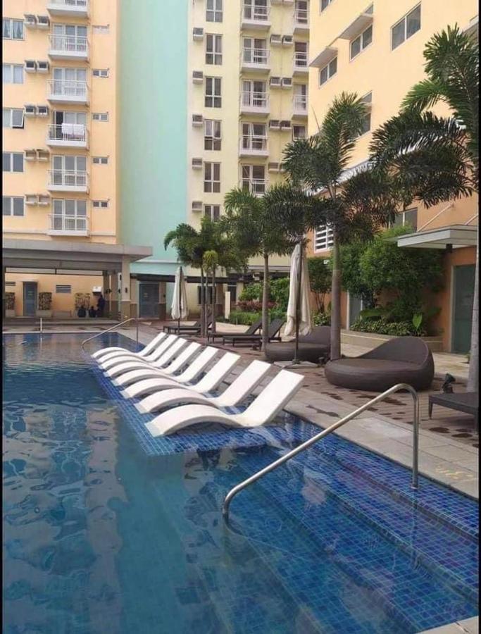 Budget Accommodation Holland Park Condominium Southwoods Binan Laguna Jalang Екстериор снимка
